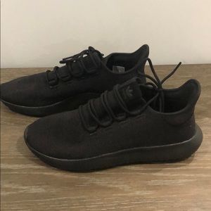 Never worn men’s black Adidas sneakers